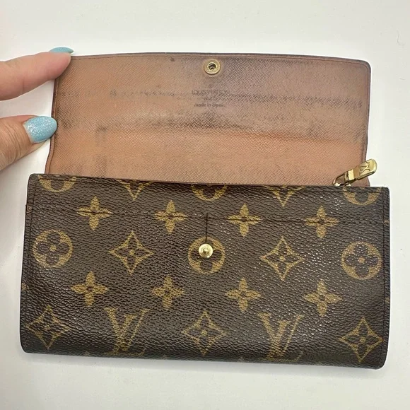 Louis Vuitton Sarah Long Monogram Wallet with Certificate of Authenticity - Picture 6 of 11